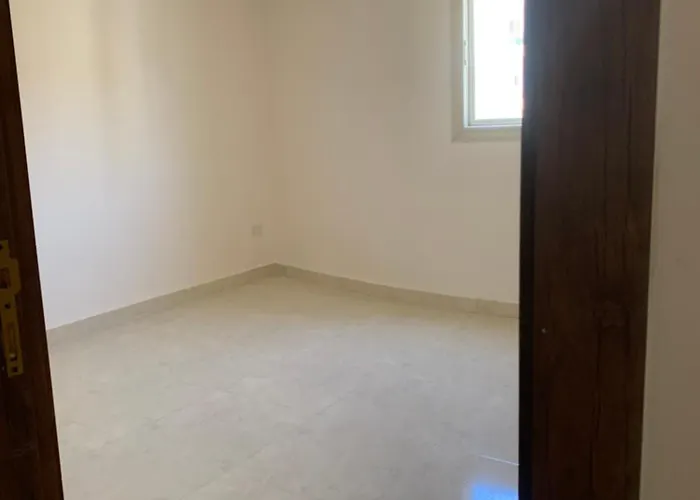Two Bedroom Apartment Near The Cairo Subway Station